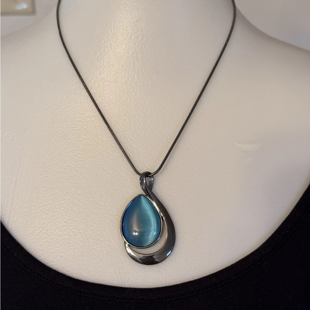 Lia Sophia Jewelry Deep Sea Necklace in Hematite 16" w/extension
